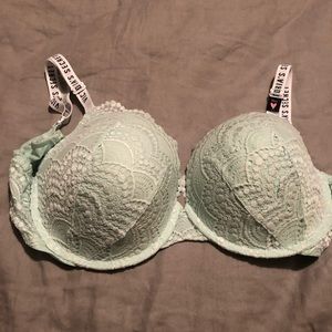 Victory secret bra NWT